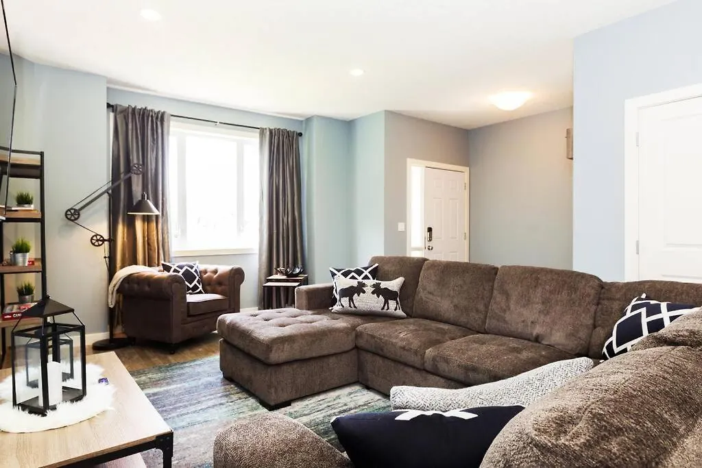 Lejlighed Modern Home - King Bed - Garage - Long Stays Edmonton Canada